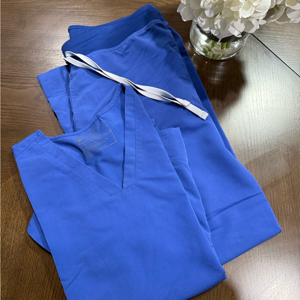 Figs Blue Scrub Set